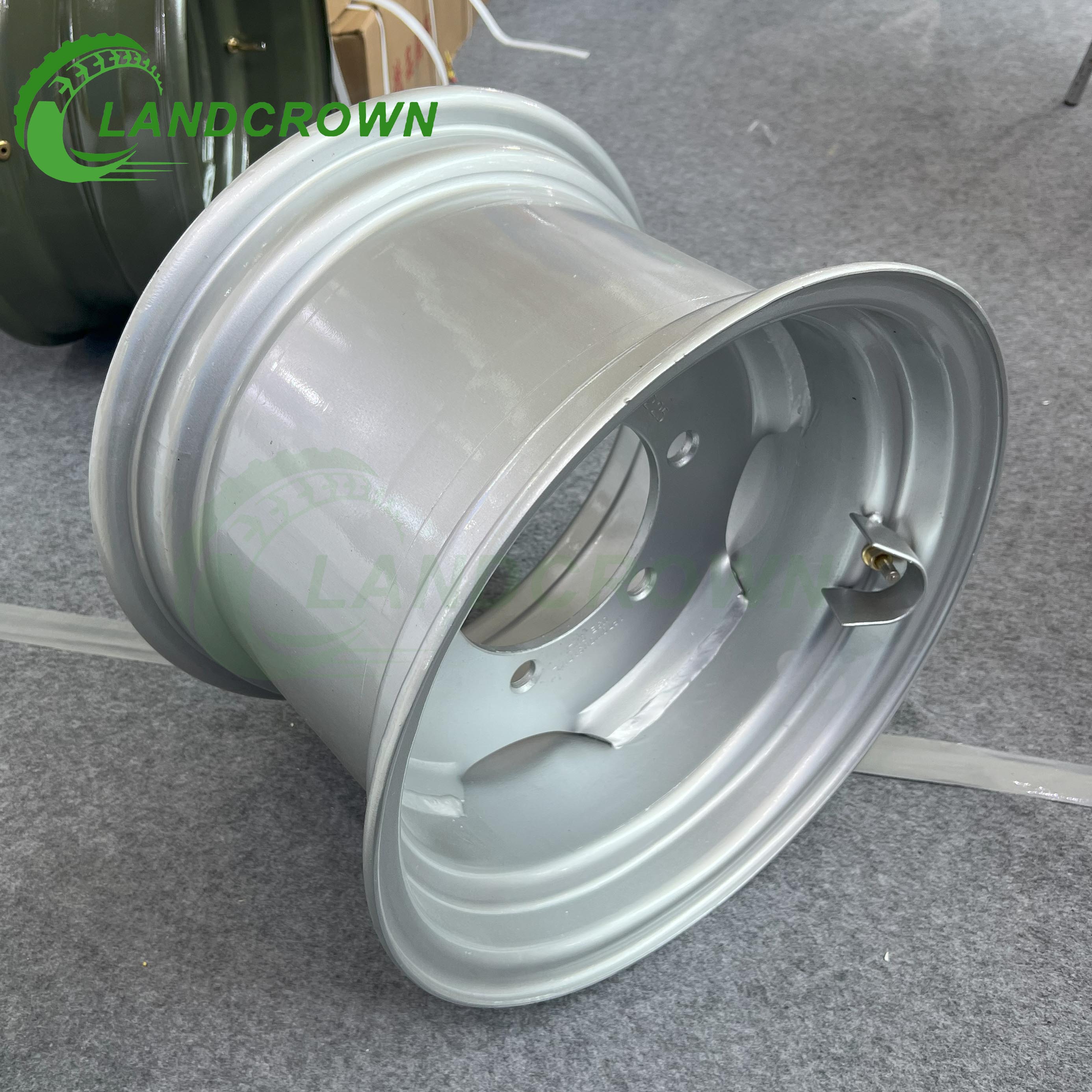 11X16 04logo 11X16 04logo